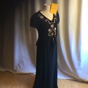 Vintage maxi dress w/ embroidery & beads on top